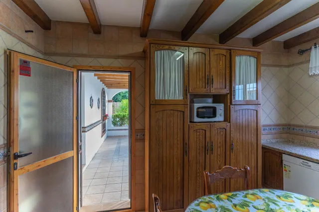 CHALET INDEPENDIENTE CON PISICINA Y BARBACOA — 11