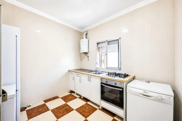 Chalet con amplia parcela en El Sotillo — 35