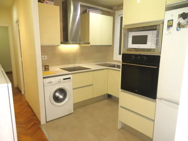 BONITO PISO DE 3 habitaciones EN LA CALLE SEPULVEDA - foto 3