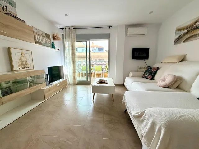 Vivienda reformada con terraza en Aguadulce Norte, piscina comunitaria y lista para entrar a vivir — 6