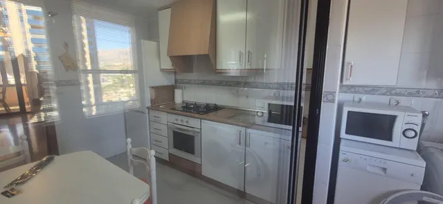 Moderno piso en Benidorm, Zona Juzgados — 34