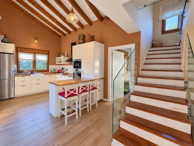 Casa independiente con jardín y porche en la pesa de pría, cerca de guadamía || Llanes — 30