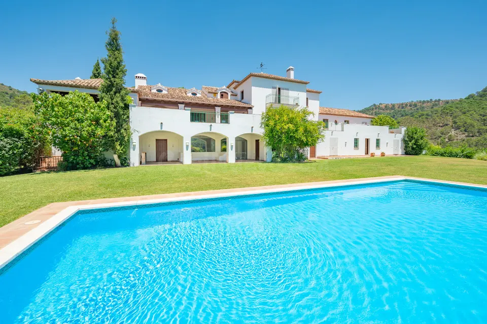 Chalet 10 habitaciones 892m² en venta - Costa Del Sol