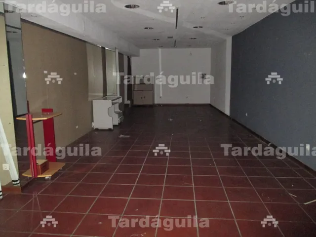 LOCAL AMPLIO DE 700 METROS EN LA AVENIDA PORTUGAL AL LADO DE MARIA AUXILIADORA — 16