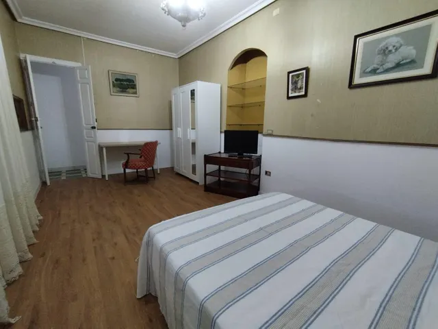 habitaciones EN ALQUILER DE 185€ A 335€ — 8