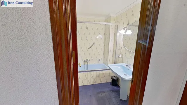 amplia vivienda con vistas al Altozano y plaza de garaje — 9
