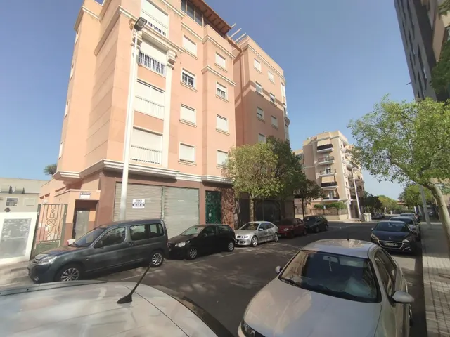ALTABIX - LOCAL DE ESQUINA DE 547 M2 — 3
