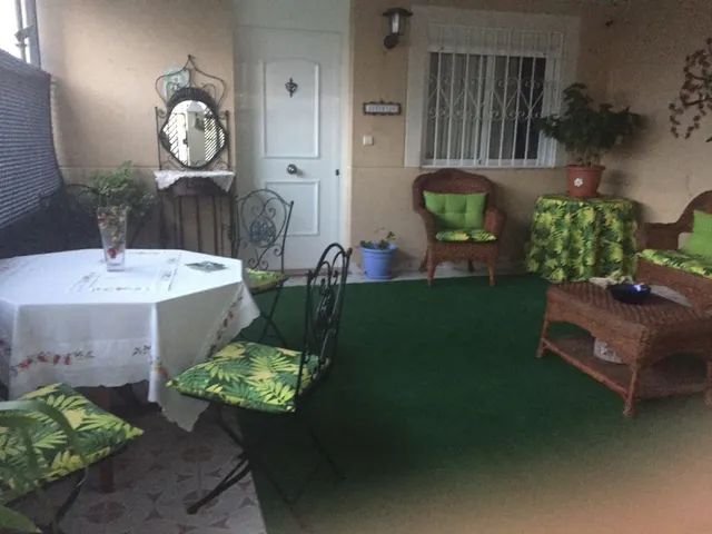 Chalet a 30 metros de la playa de 2 plantas con posibilidad de hacer otro apartamento — 22