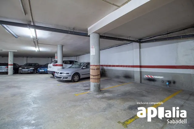 PARKING EN EL CENTRO DE BARBERÀ DEL VALLÈS — 3