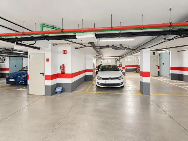 Piso 3 dormitorios con patio, suite y 2 plazas de garajes en Telde — 20