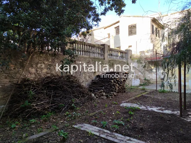 Gran casa  emblemática a la venta en Ontinyent. — 16