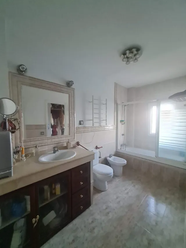 CHALET INDEPENDIENDIENTE EN PARCELA DE 1.450 M2, PISCINA Y AMPLIAS ZONAS EXTERIORES — 21