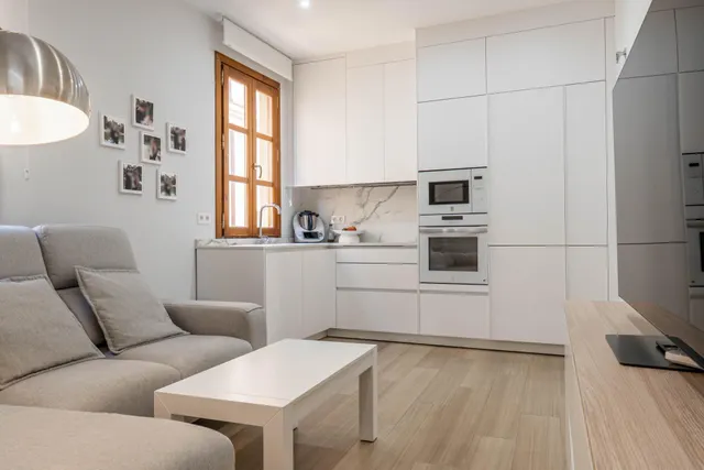 VENTA DE CÉNTRICO PISO CON LICENCIA TURÍSTICA - GRANADA — 7