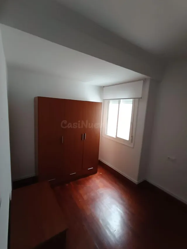 Amplio piso para estudiantes en la zona universitaria (Lagun
