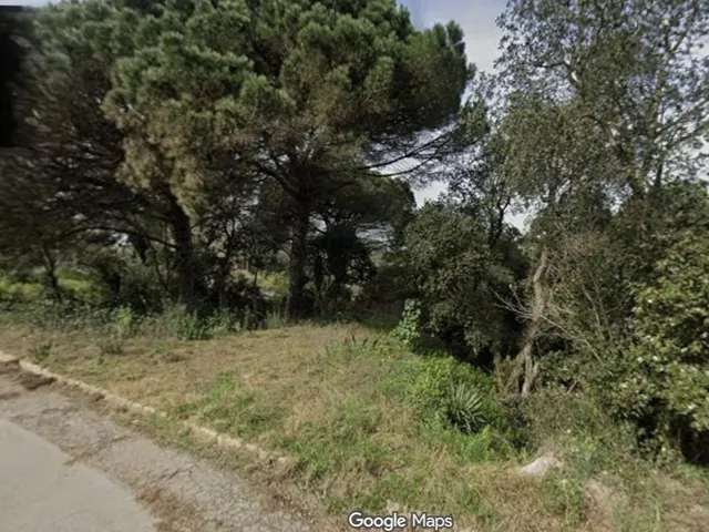 Terreno urbano de 1.194 m2 rodeado de zonas verdes en Lloret Residencial — 3