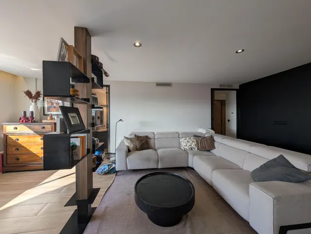 ¡espectacular! alto, moderno y exterior en residencial con garaje y ascensor — 45
