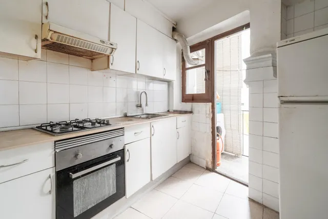 OPORTUNIDAD DE INVERSIÓN EN MONTSERRAT – VIVIENDA CON INQUILINOS — 5