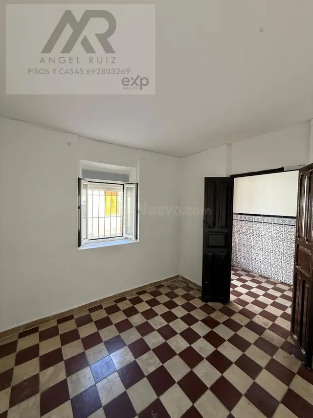 🏡 Oportunidad única en Arroyo de San Serván — Casa en planta - foto 5