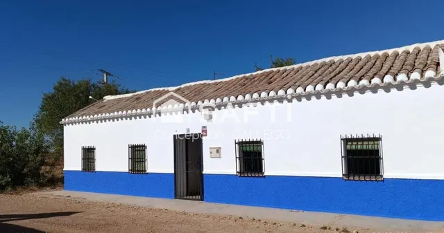 FINCA CHALET EN VENTA, sin comisión al comprador - foto 4