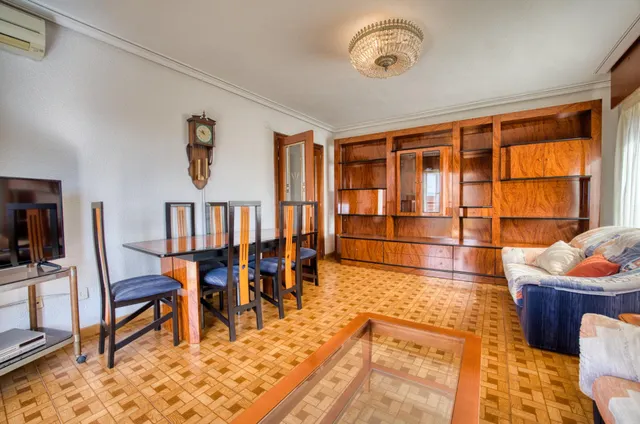 Vivienda de 4 dormitorios con terraza y urbanización en san blas — 7