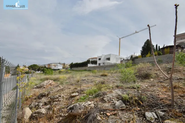 PARCELA EDIFICABLE EN EL BARRIO DE MONACHIL — 4