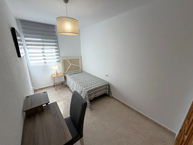 Piso 3 habitaciones 95m² en alquiler - Campoamor — 17