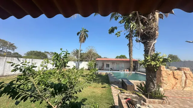82.000$us Bonita casa con Piscina en Cotoca, Villa esmeralda — 9