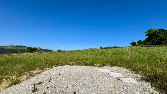 PARCELA EDIFICABLE EN FRESNEDO — FINCA 2 DE 3 | DIVISIÓN HOR