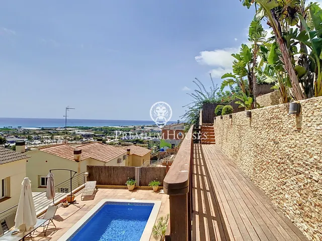 Casa en venta con vistas al mar y licencia turística — 27