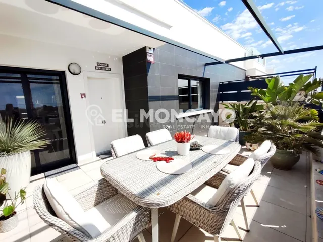 Fantástica vivienda adosada en exclusiva urbanización junto  - foto 4