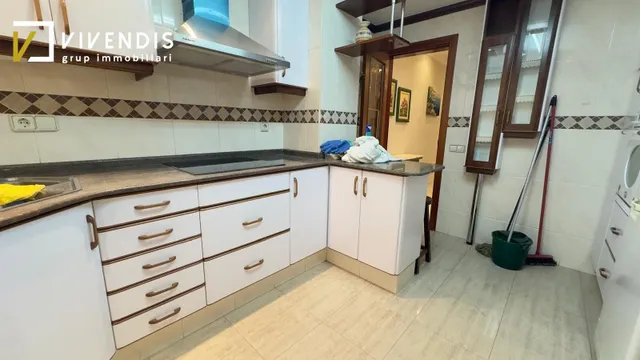 PISO DE ALQUILER - RECTORAT — 29