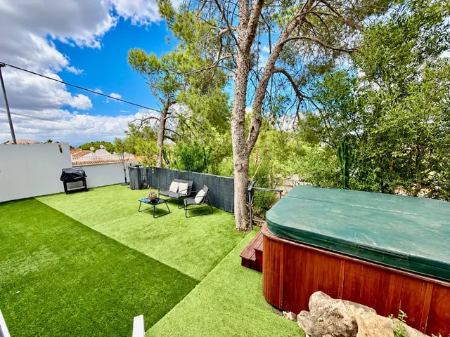 Villa 6 habitaciones 276m² en venta - Comunidad valenciana — 28