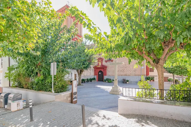 La mejor casa rural de Güejar Sierra se acaba de poner a la venta — 9