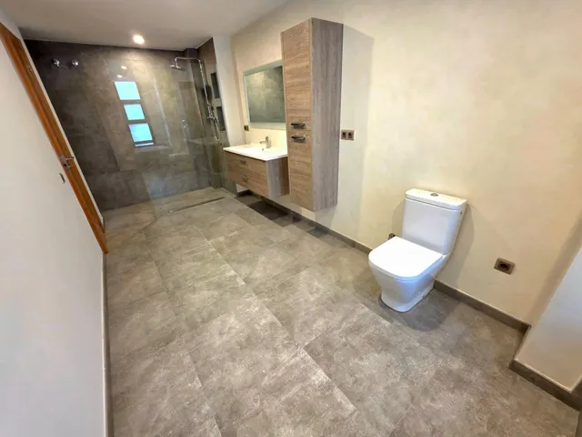 Exclusiva vivienda a estrenar en Castellón sin muebles — 29
