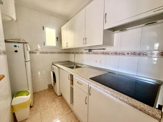 APARTAMENTO CON POSIBILIDAD DE OBTENER LICENCIA TURISTICA. 2 habitaciones + PISCINA — 13