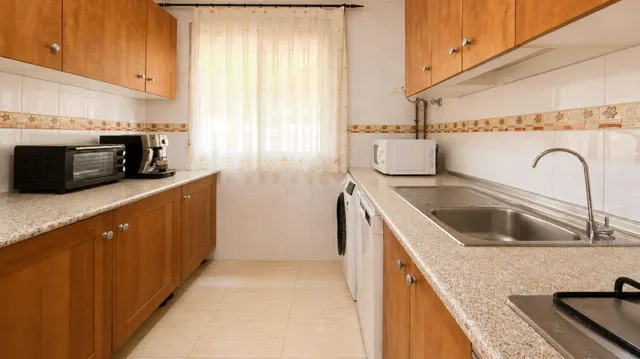 Casa con jardín privado, solárium y gran potencial en Ciudad Quesada — 38