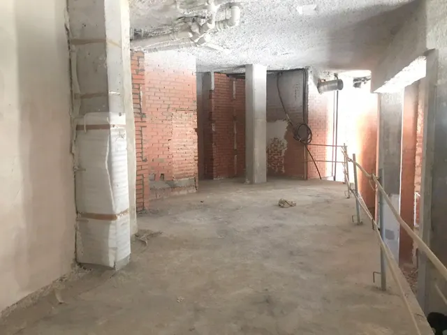 ¡¡LOCAL EN MAGNÍFICA UBICACIÓN IDEAL PARA MONTAR TU NEGOCIO!! — 16