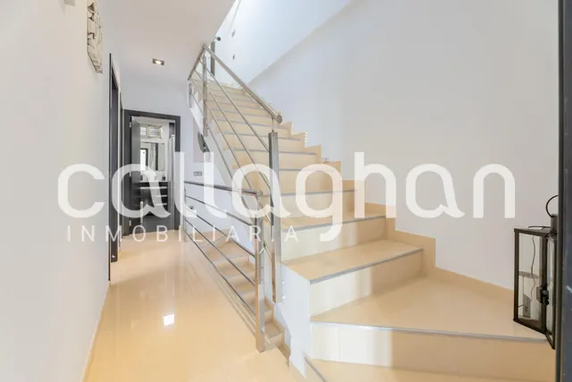 Esquinero adosado en Calle Llarg, Playa Casablanca — 23