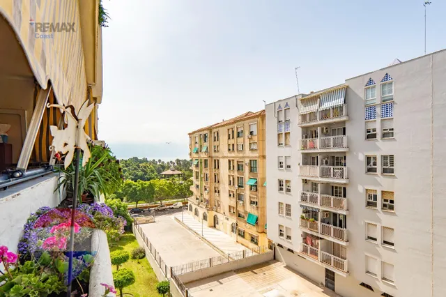 ¡espectacular piso con gran terraza y vistas despejadas en huelin, Málaga! — 2