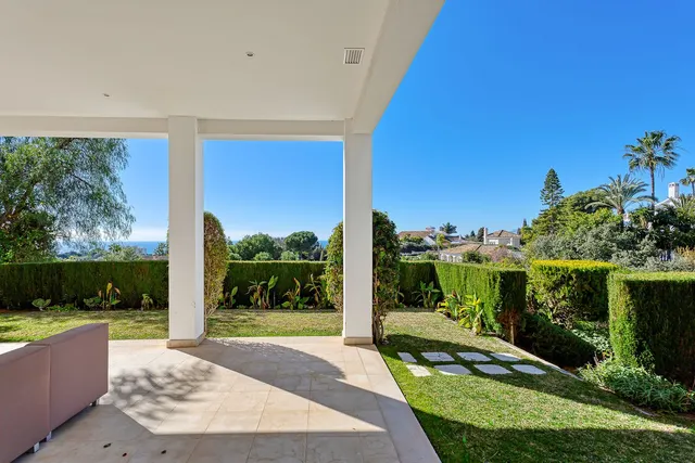Chalet 4 habitaciones 342m² en venta - Marbella — 18