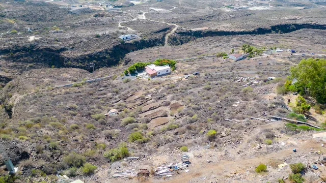 Terreno rústico con vistas panorámicas en San Miguel de Abona — 21