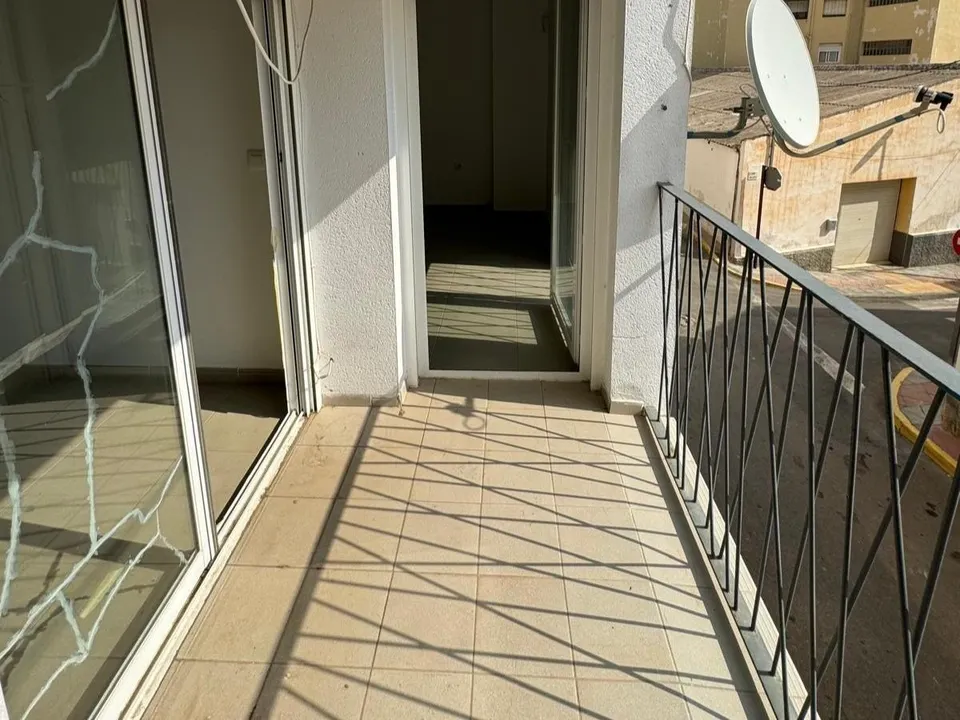 Piso a reformar en venta en Vera, Almería.