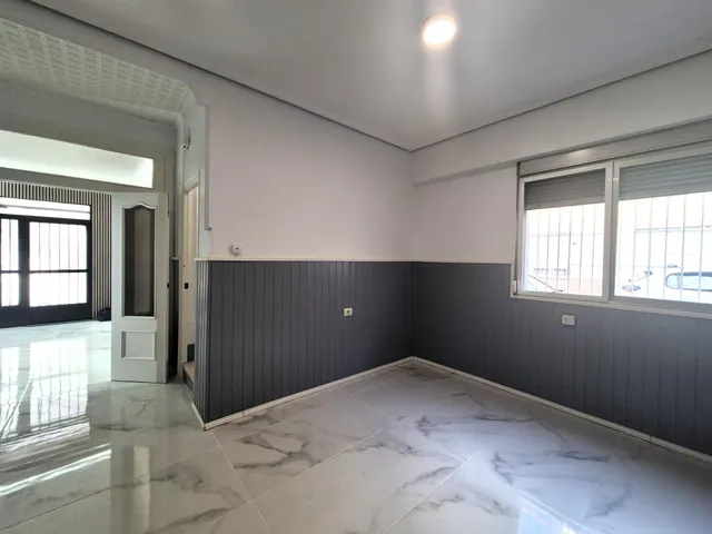 Amplia y luminosa casa reformada en zona llombai, Burriana — 15