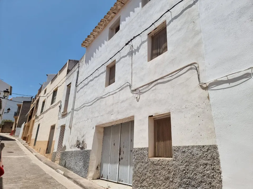 Casa 10 habitaciones 217m² en venta - Comunidad valenciana