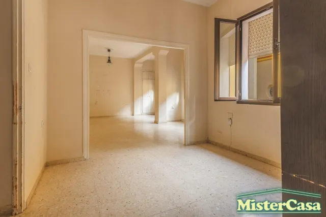 Piso Amplio en Pleno Barrio de Santiago 3 dormitorios y 2 baños — 22