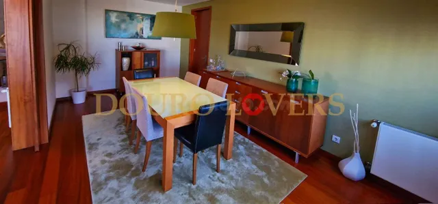 Apartamento 4 habitaciones 262m² en venta - Matosinhos e Leç