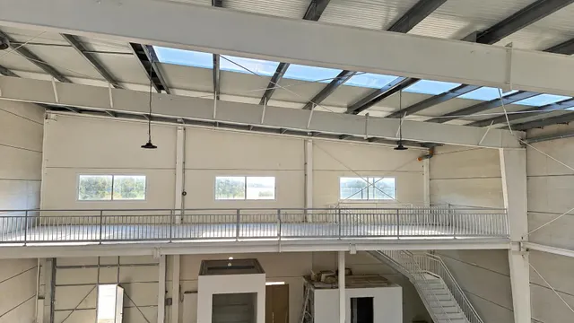 Nave industrial de nueva construcción en el Polígono Industrial La Torre, Mijas Costa — 19