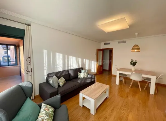 Apartamento 3 habitaciones 110m² en alquiler - Universidad - Ciudad deportiva — 2