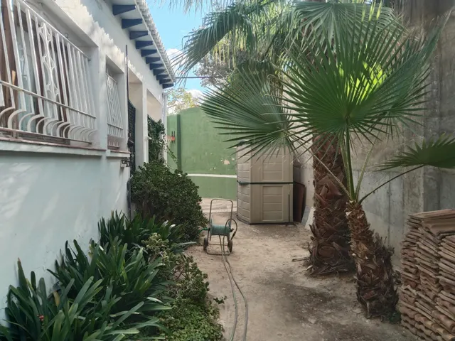 Chalet independiente esquina  en avenida Denia — 12