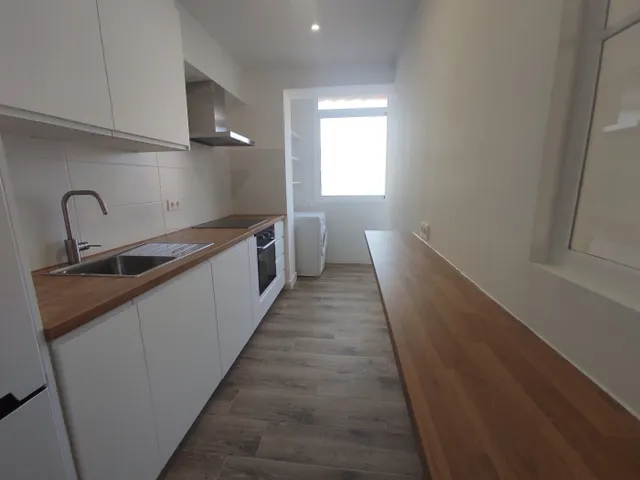 ALQUILER DE   VIVIENDA VACIA  TOTALMENTE REFORMADA — 8